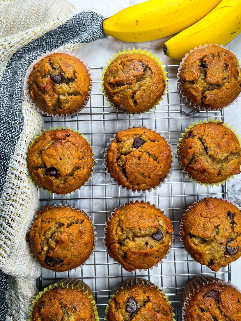 Banana oat cupcakes